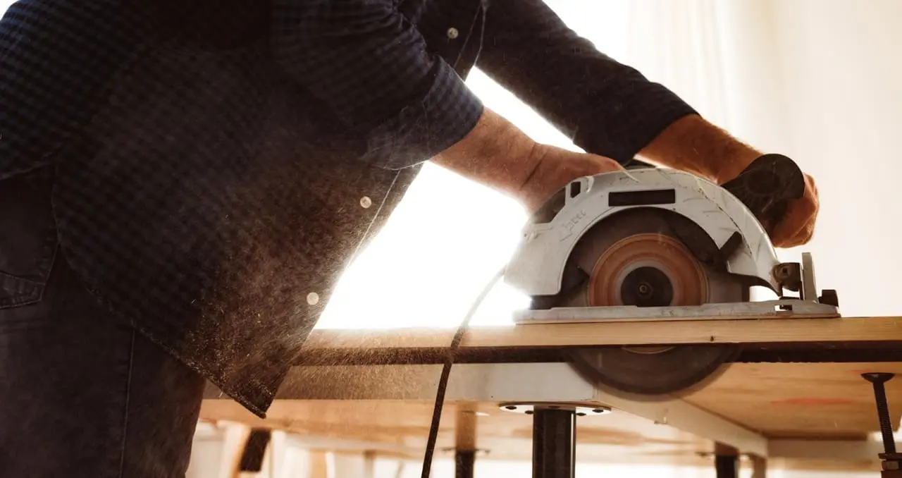 Circular Saw Power Tool Essential Features You Need to Know