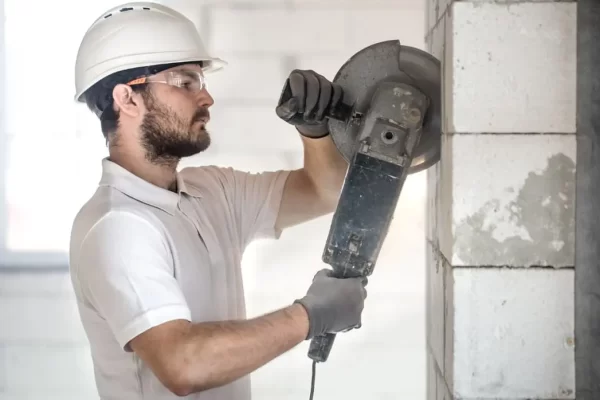 Customizing Power Tools for Dubai's Unique Construction Challenges
