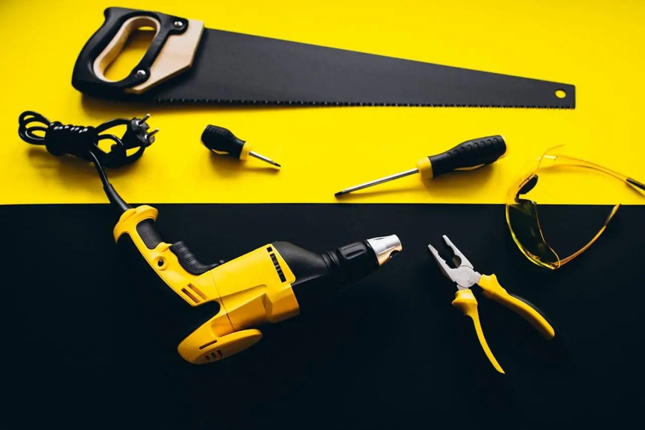 Difference Between Power Tool and Hand Tools