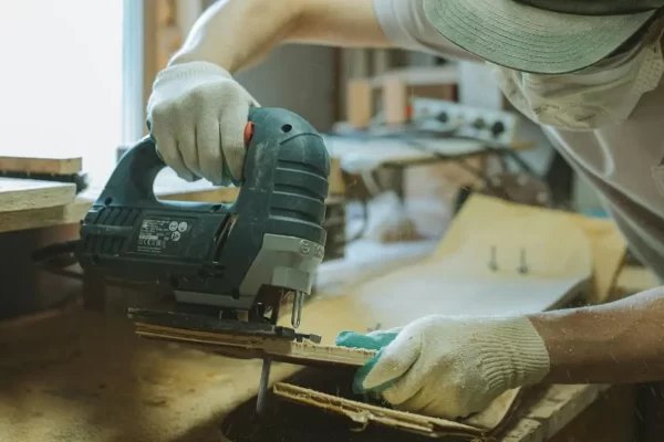Essential Jigsaw Maintenance Tips for Long-Lasting Performance