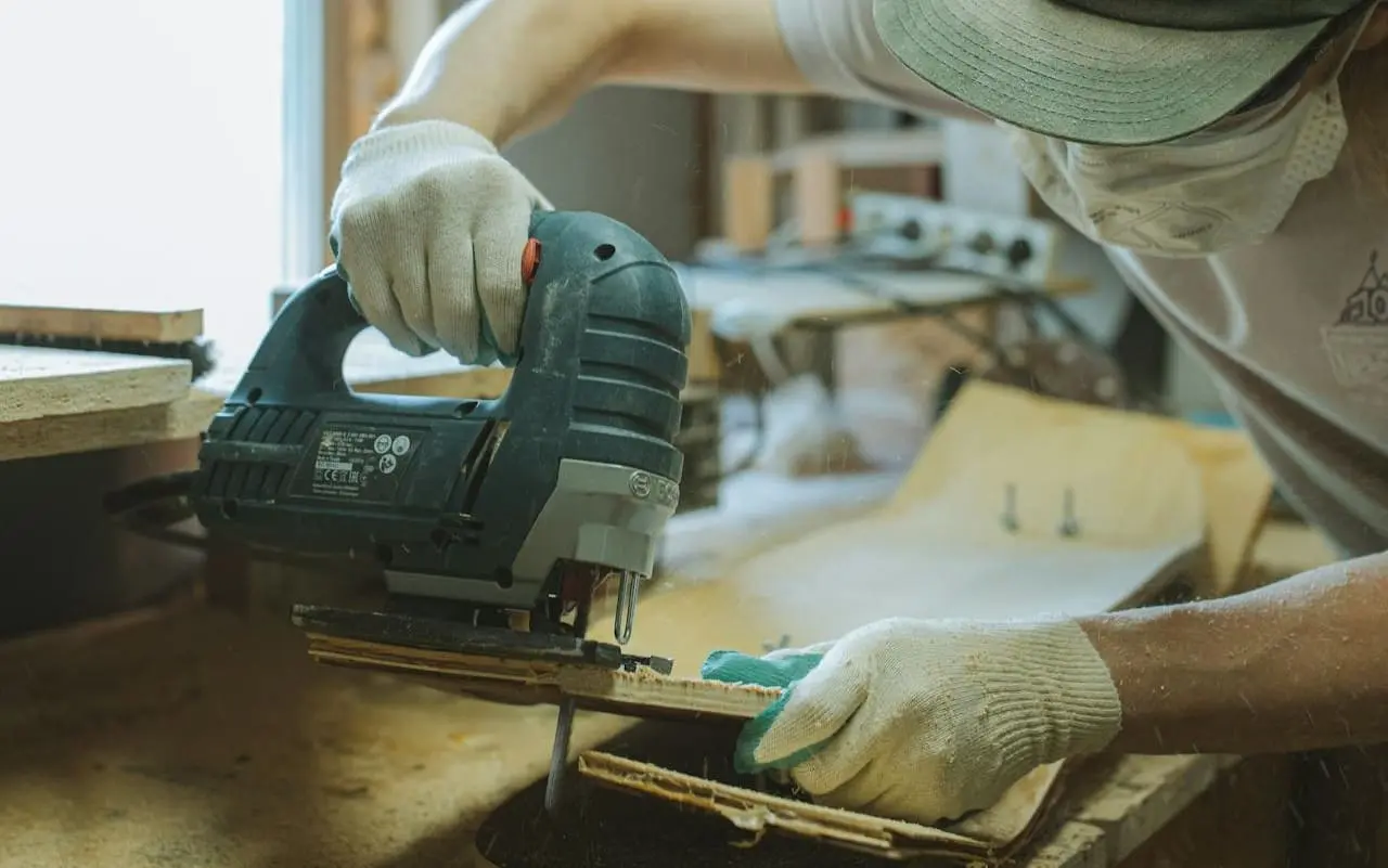 Essential Jigsaw Maintenance Tips for Long-Lasting Performance