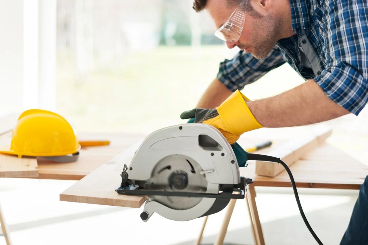 Essential Tips for Using Circular Saw Power Tools Effectively