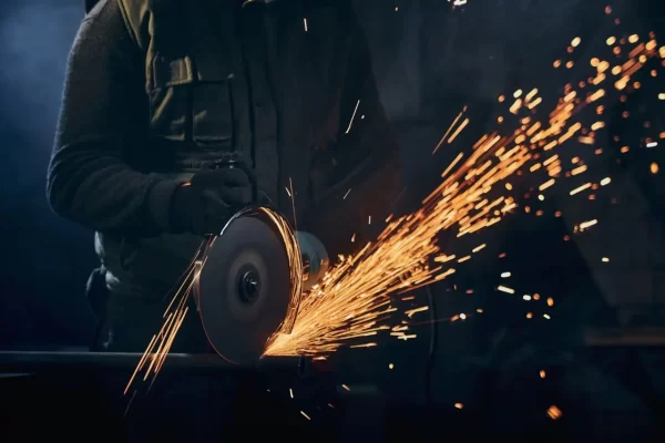 How to Choose the Right Angle Grinder for Your Needs in Dubai