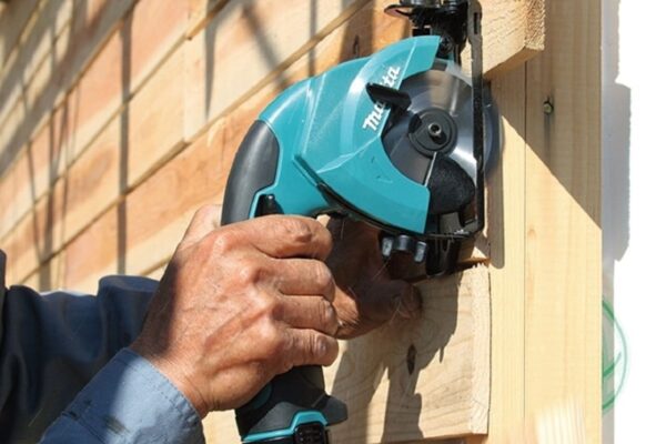 Makita HS300DZ Small Circular Saw Review