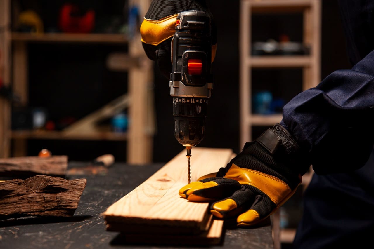 How to Use a Power Drill, Drill Guide
