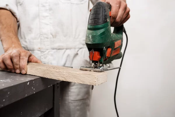 Provide Product Review on DeWalt Jigsaw 650W— Power Tools Dubai