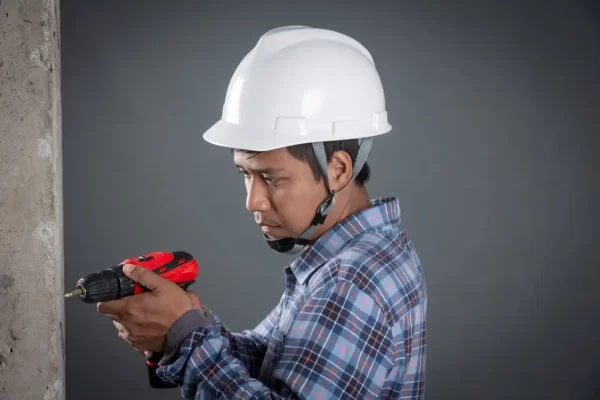 Top 5 Power Tools for Professional Builders and Contractors in Dubai